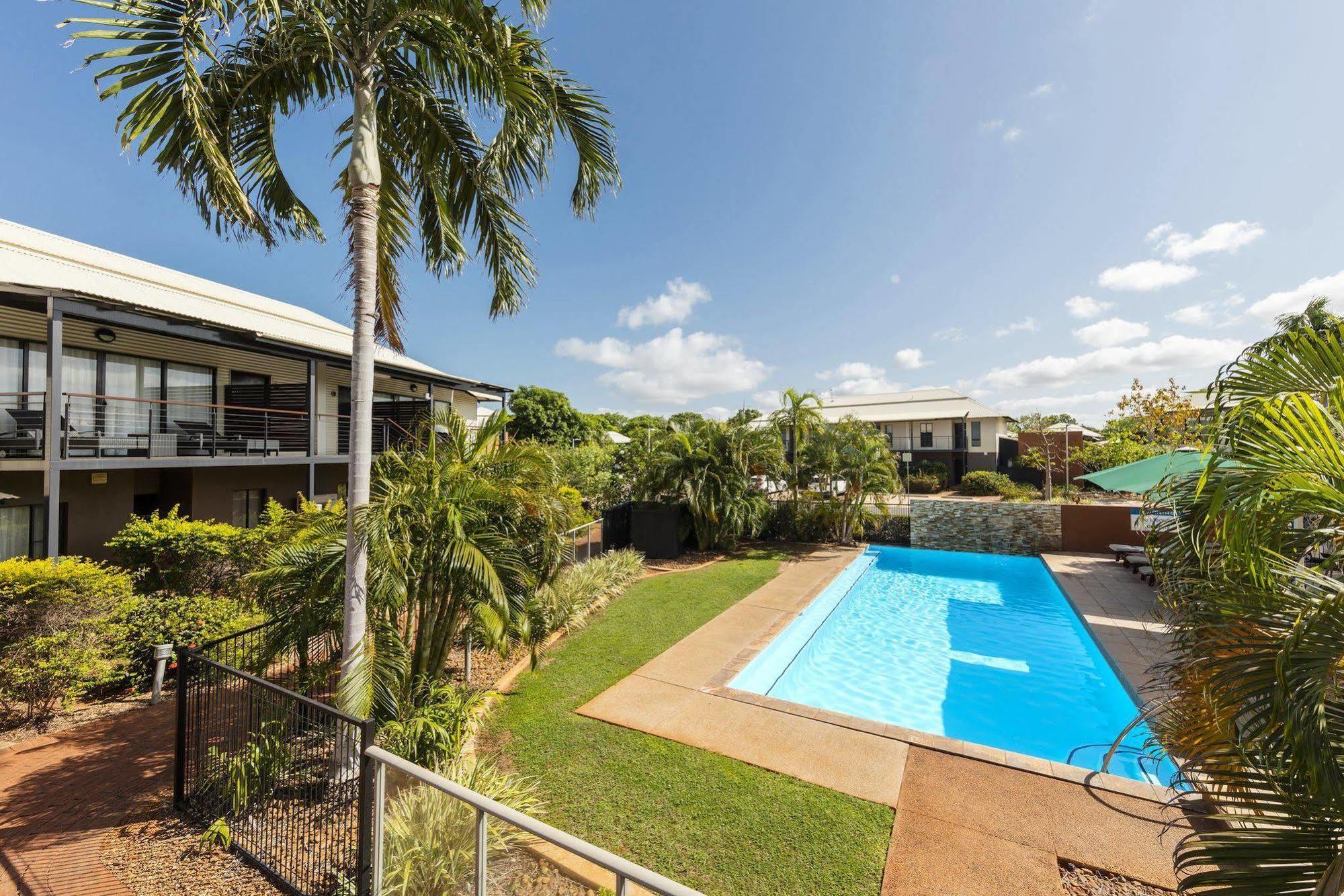 Oaks Cable Beach Resort Esterno foto